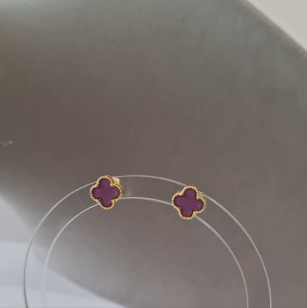 Purple enamel stud earrings 8mm